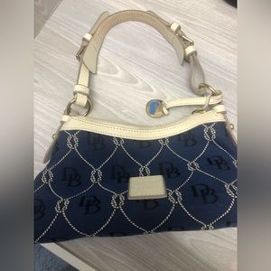 Vintage Dooney & Bourke purse - nautical